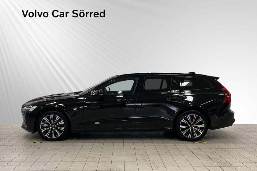 Bild 3 av Volvo V60 T6 Plus Dark Nordic Edition, 360 Kamera, H&K