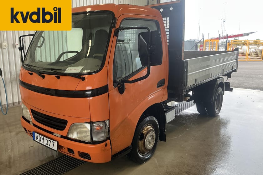 Bild 1 av Toyota Dyna Chassi 150 3.0 D-4D (109hk) Reparationsobjekt