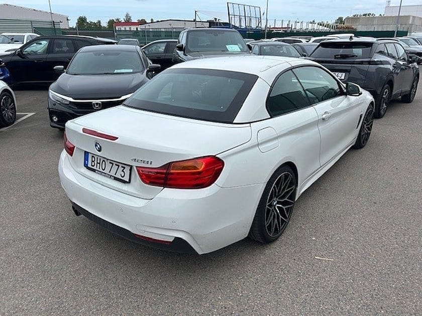 Bild 2 av BMW 428i Convertible 428 Cabriolet  M Sport / Läder / Automat / Navigation
