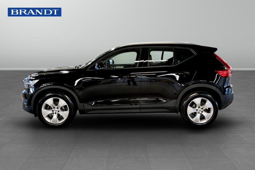 Bild 3 av Volvo XC40 D3 FWD Momentum Advanced Edition