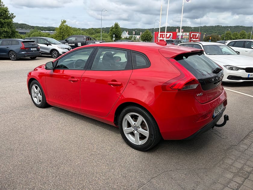 Bild 3 av Volvo V40 D2 Automat, Drag, PDC, Värmare, Kamrem bytt