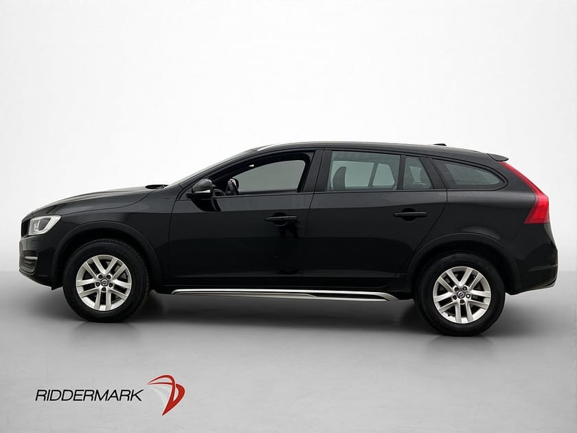 Bild 5 av Volvo V60 Cross Country D3 Momentum VOC P-Sensorer Navi Drag