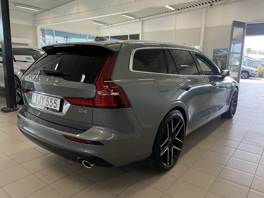 Bild 5 av Volvo V60 D4 190HK Momentum Advanced Edt / Drag / Värmare