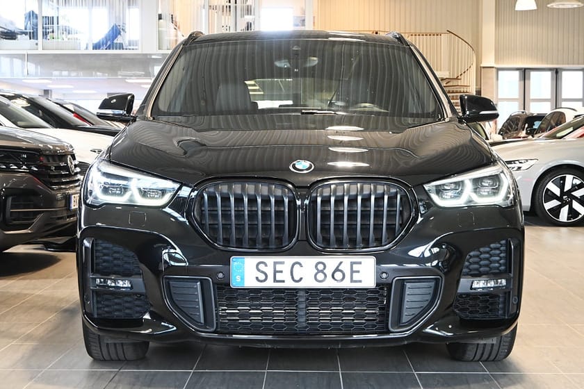 Bild 5 av BMW X1 xDrive25e M-sport Navi Drag Backkamera HUD HiFi Läder