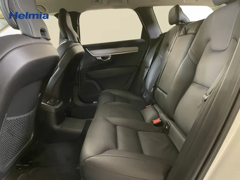 Bild 11 av 14 – Volvo V90 Recharge T6 Core Bright