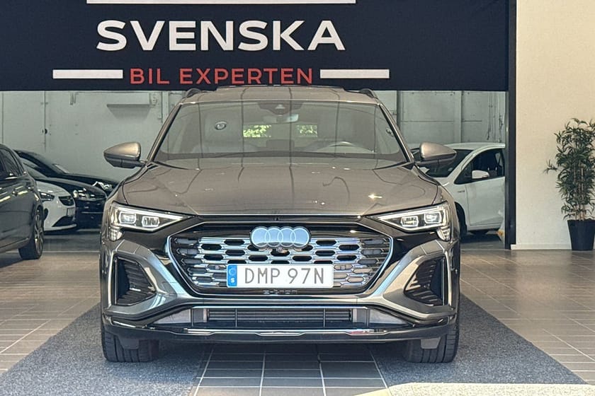 Bild 5 av Audi Q8 55 e-tron quattro q8-e-tron 408hk Q/S-line/Drag/Panorama/B&O/luftfjädring/360°