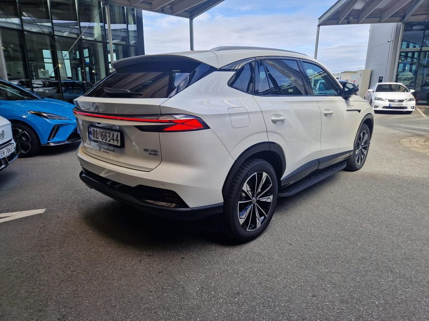 Bilde 3 av MG HS PHEV Luxury