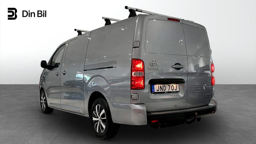 Bild 3 av Toyota Proace L2 180HK Professional/Drag/Kamera/Sensorer