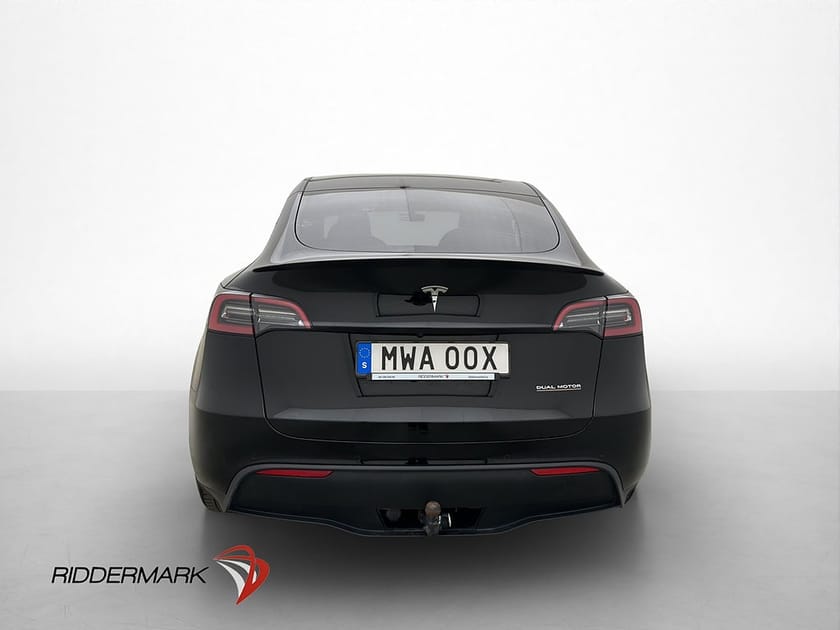 Bild 4 av Tesla Model Y Performance AWD Autopilot Drag Kamera SV-Såld