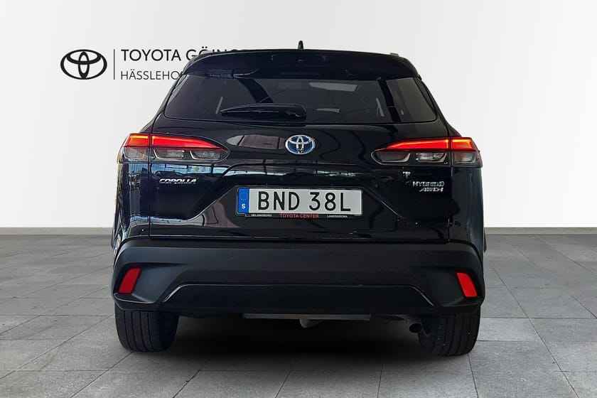 Bild 4 av Toyota Corolla Cross Hybrid AWD-i 2,0 Executive, panorama