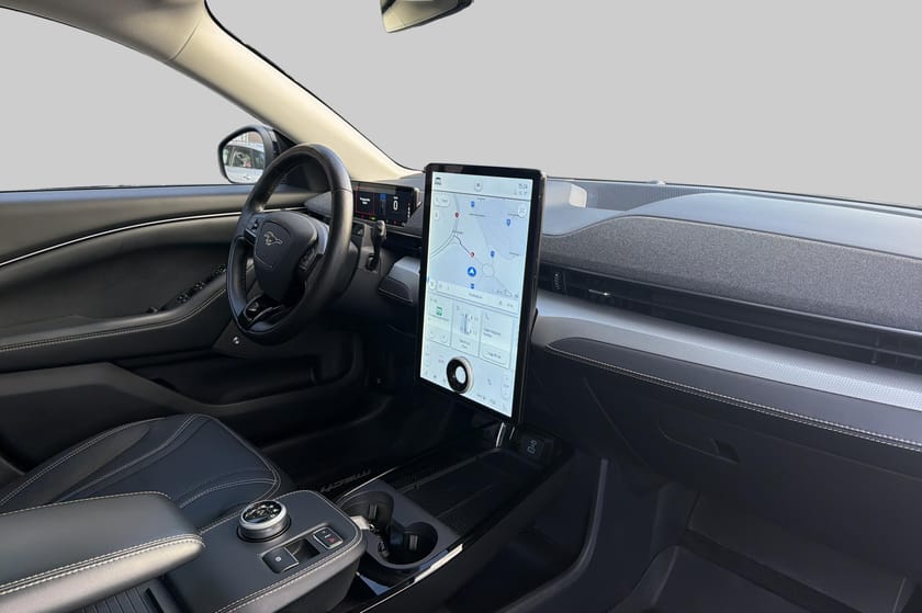 Bild 5 av Ford Mustang Mach-E Standard Range RWD Pano B&O 360° Skinn