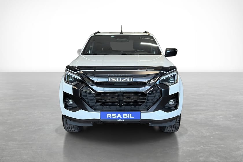 Bilde 2 av Isuzu D-Max Space Cab 164 hk 4D AT Black Edition Magnum Pakke