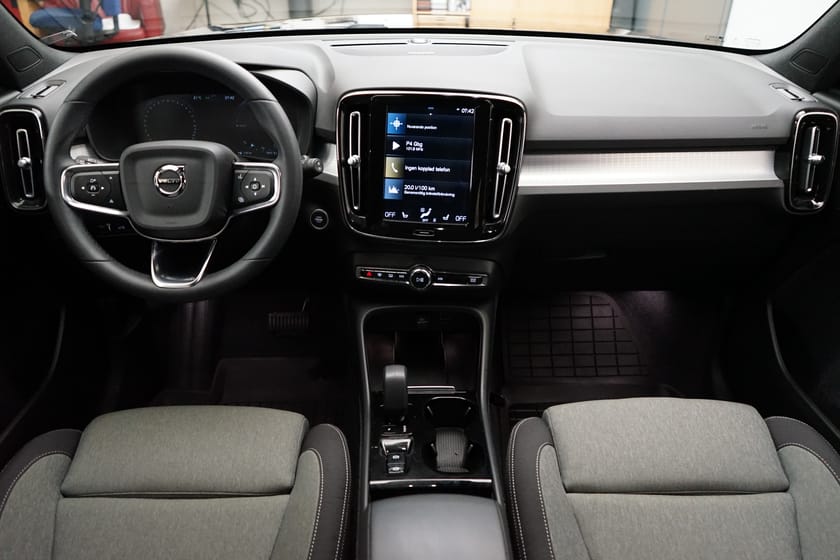 Bild 5 av Volvo XC40 Recharge T4 Plus Dark