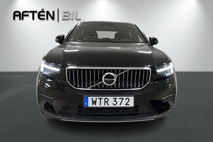Bild 3 av Volvo XC40 Recharge T4 Core Bright,Navi, Drag, Stolsminne, Rattv.