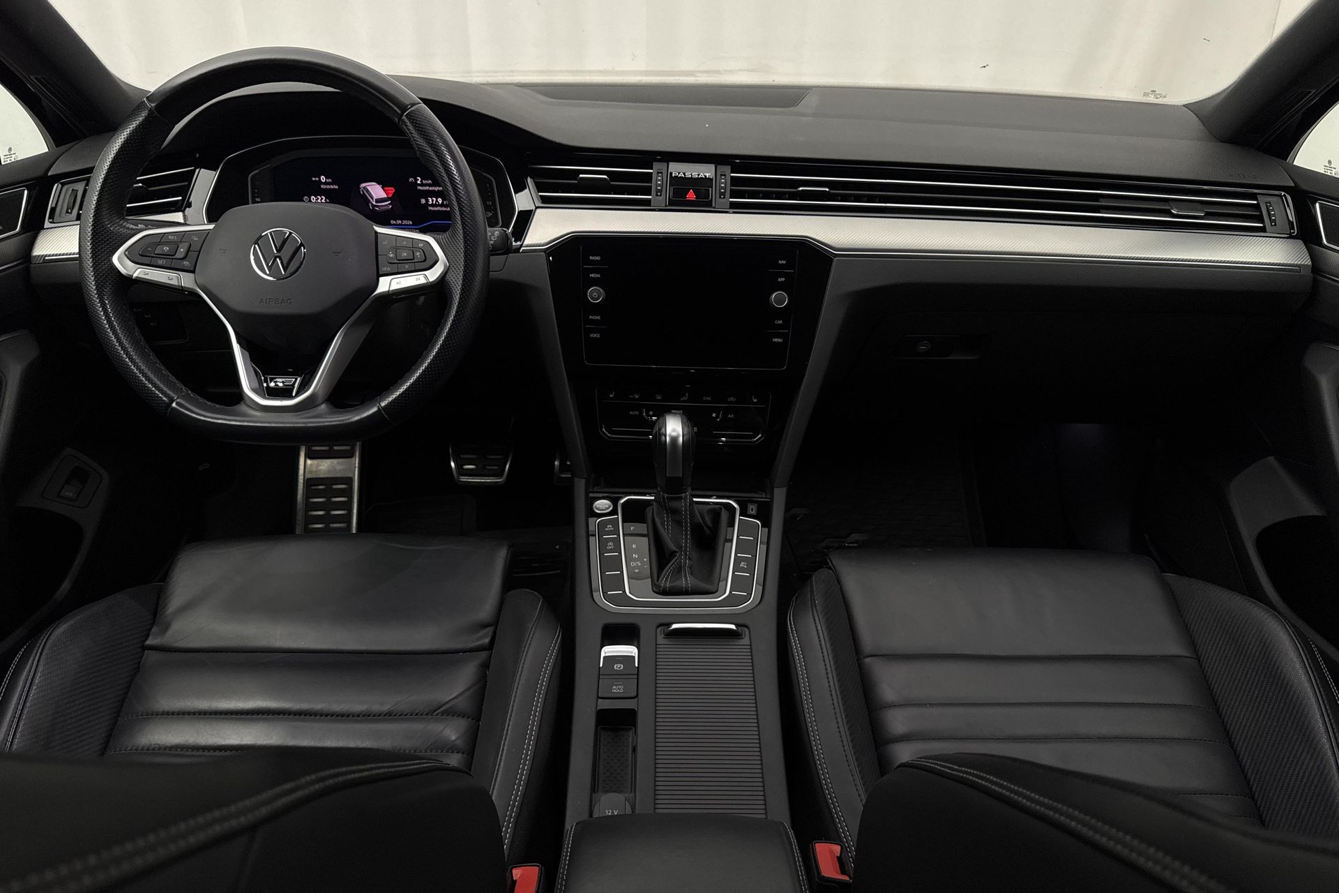Volkswagen Passat 2021, bild 7/10