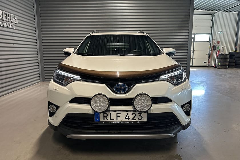 Bild 2 av Toyota RAV4 Hybrid 2.5 AWD-i Active Plus Backkamera Keyless Drag