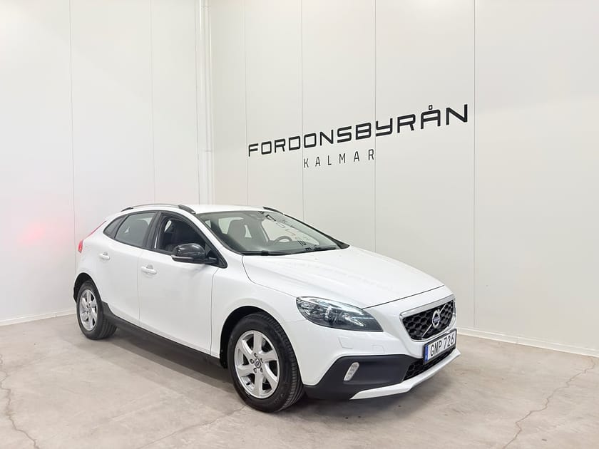 Bild 2 av Volvo V40 Cross Country D2 Momentum Business Edition Pro VOC D-värm Drag