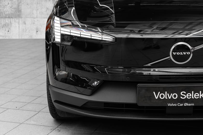 Bilde 2 av Volvo EX30 Twin Motor Performance