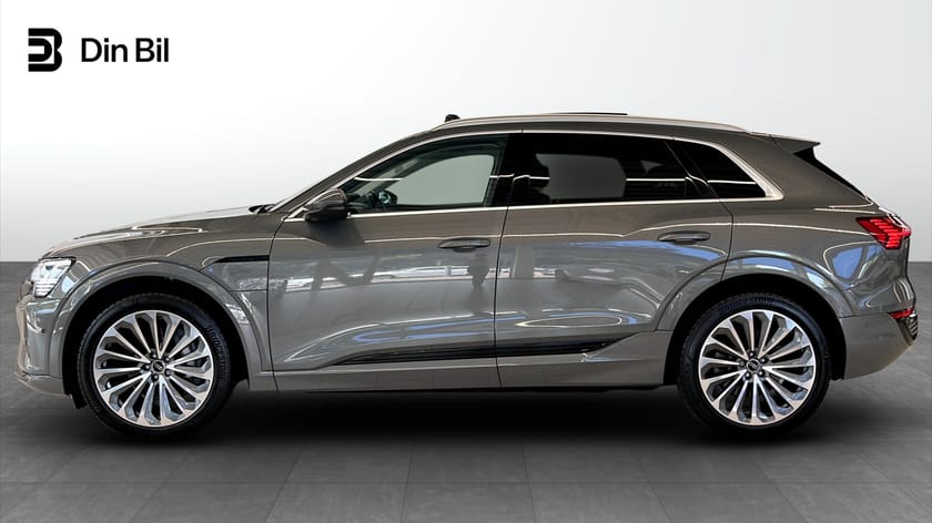 Bild 2 av Audi Q8 55 e-tron quattro 300 kW