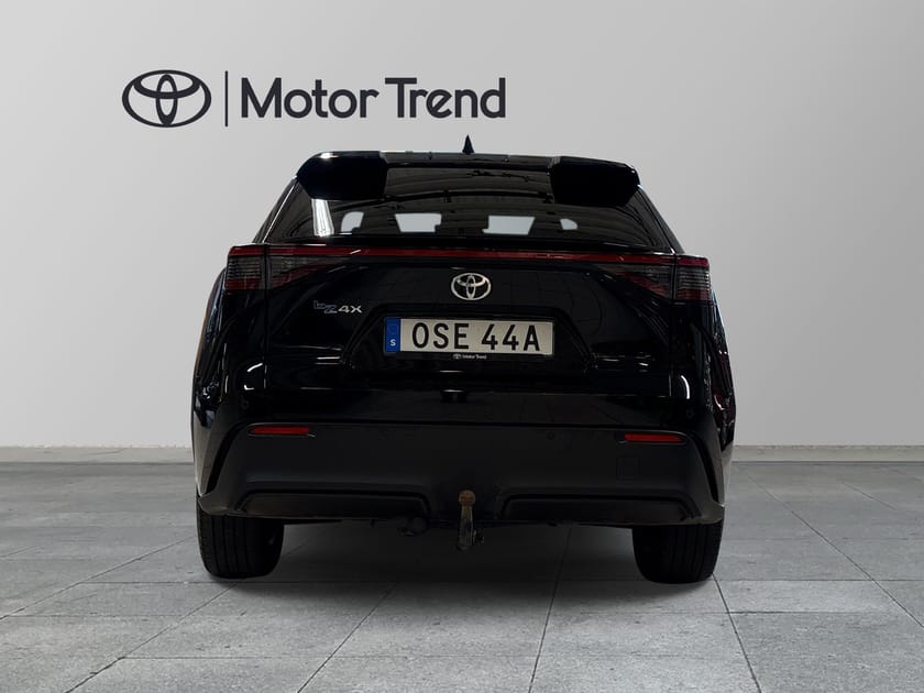 Bild 4 av Toyota bZ4X FWD Style 71.4kWh Drag Vinterhjul