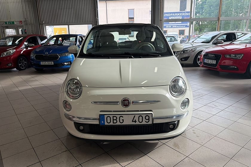 Bild 3 av Fiat 500 1.2 8V LOUNGE SUPERDEAL 3.95% / TAKLUCKA / KAMREM BYTT