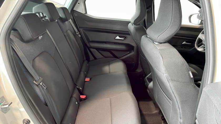 Bild 5 av Dacia Duster EXPRESSION HYBRID 150 4X4 PL 3390KR/MÅN