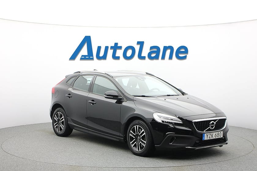 Bild 1 av Volvo V40 Cross Country D2 Momentum  Värmare Sommarkampanj 4,99% 120hk