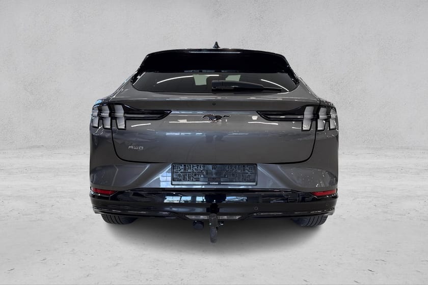 Bilde 4 av Ford Mustang Mach-E Long Range AWD LR 540KM B&O/Hengerfeste/Panorama/Oppv.Ratt