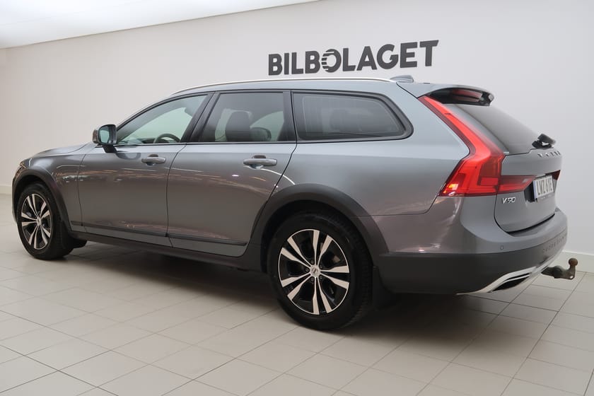 Bild 3 av Volvo V90 Cross Country D4 AWD Advanced Edt/Drag/Klimatpkt/Bränslevärmare