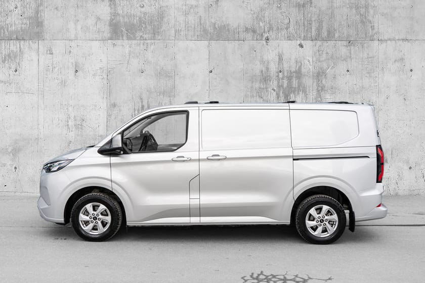 Bilde 3 av Ford E-Transit Custom 320 L1 Limited Topp Utstyrt/Komfortvegg/Krok