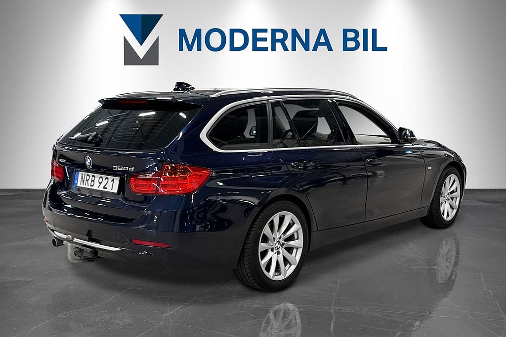 BMW 320 2015, kuva 6/10