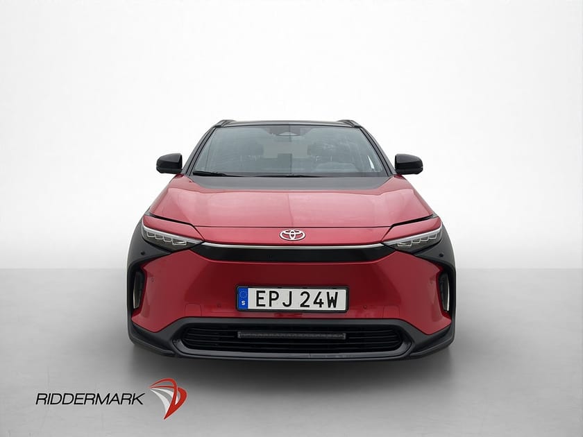 Bild 3 av Toyota bZ4X 71.4 kWh AWD 217hk Style Edition Pano 360°Kamera