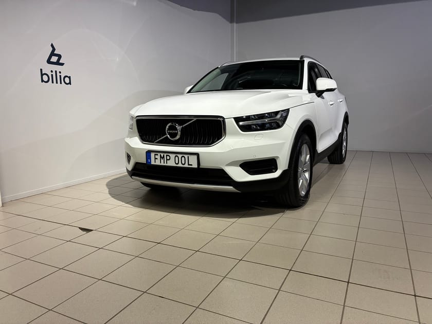 Bild 1 av Volvo XC40 T4 FWD Momentum Edition | BACKKAMERA |