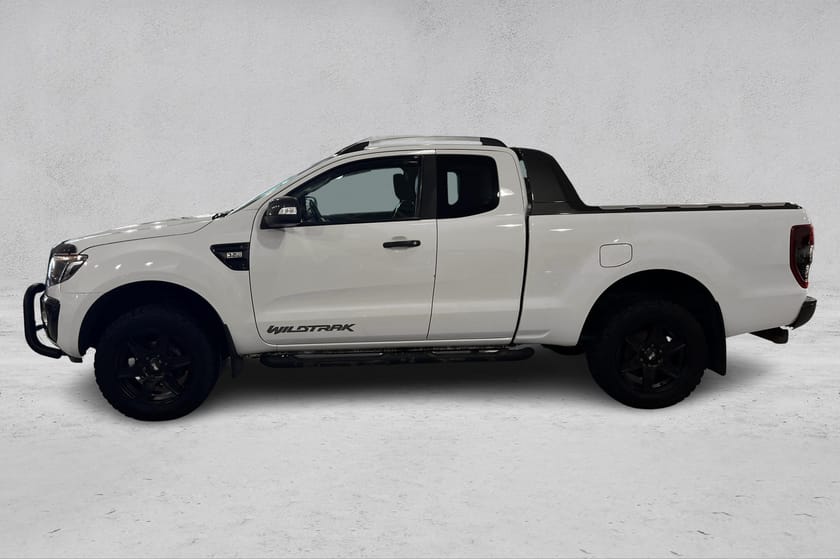 Bilde 2 av Ford Ranger SuperCab WildTrack 3.2 TDIC 200hk Aut. 4X4  Bøyle m/lys
