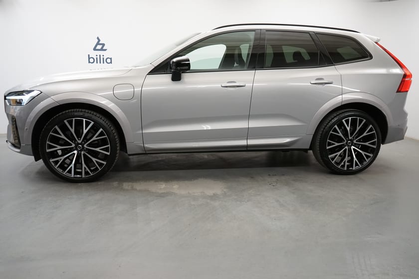 Bild 2 av Volvo XC60 T6 Plus Dark Edition, Taklucka, HarmanKardon PremiumSound