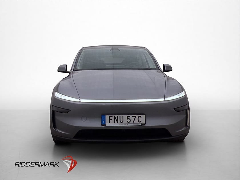 Bild 3 av Tesla Model Y Standard Range RWD Sv.Såld Quicksilver MOMS Drag