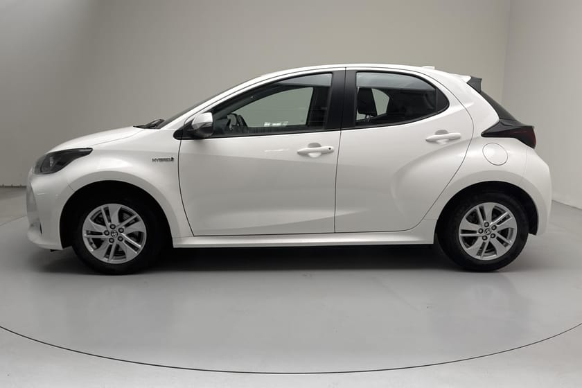 Bild 2 av Toyota Yaris Hybrid 1.5 5dr (116hk) Active, Kamera