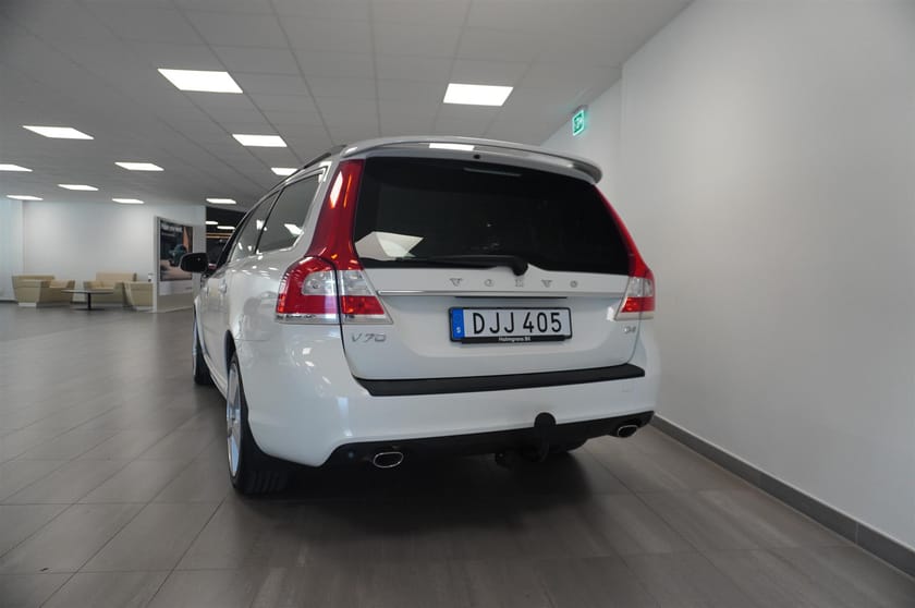 Bild 5 av Volvo V70 D4 Momentum 181hk Dragkrok Servad