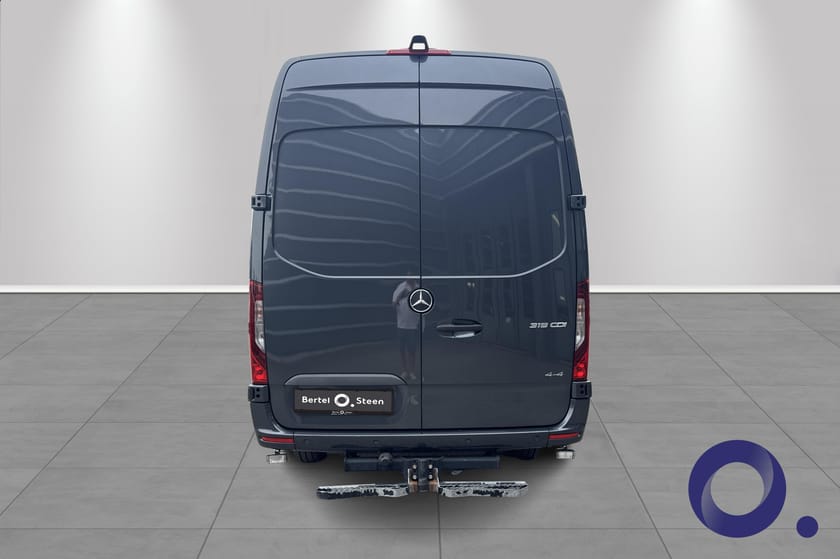 Bilde 4 av Mercedes-Benz Sprinter 319 CDI 4x4 Varebil A3|Lav KM|Godt utstyrt