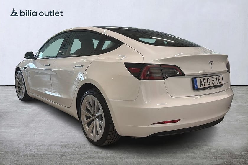 Bild 3 av Tesla Model 3 Long Range AWD Autopilot Panoramaglas MOMS B-kamera