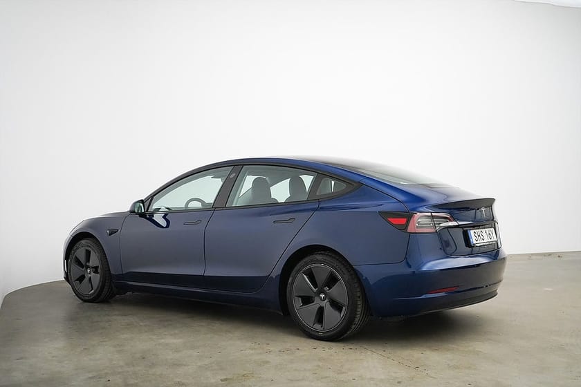 Bild 4 av Tesla Model 3 Long Range AWD / 440hk / Värmepump