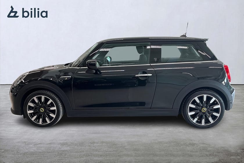 Bild 3 av MINI Cooper SE / H&K / Panorama / Backkamera / Head-Up / Laddplatta