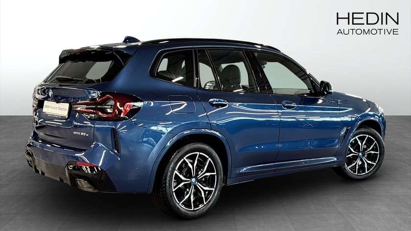 Bild 2 av BMW X3 xDrive30e M-sport Värmare Aktiv farth Keyless Drag