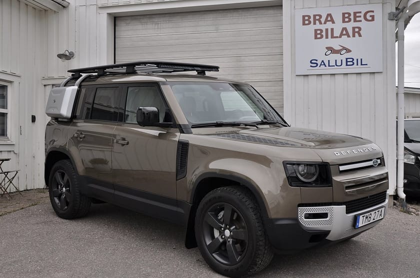 Bild 1 av Land Rover Defender 110 P400 MHEV SE 7-Sits Nav Drag Meridian Pano 360°