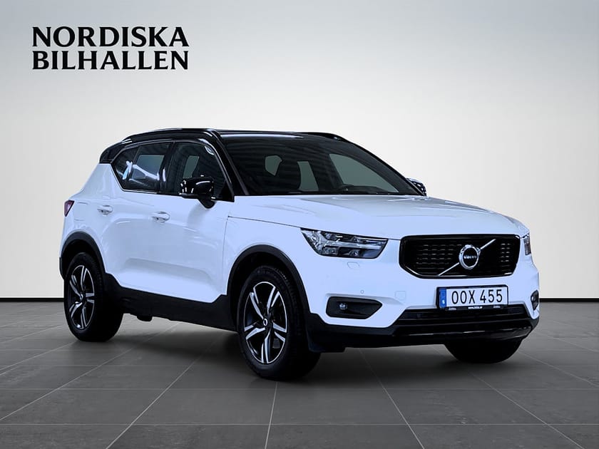 Bild 1 av Volvo XC40 T4 AWD Geartronic R-Design Panorama Värmare GPS