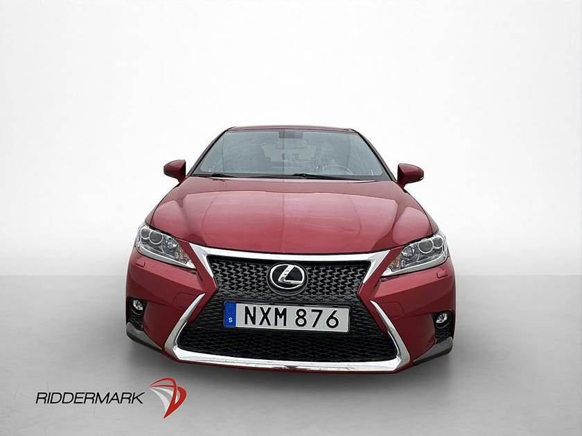Bild 2 av Lexus CT 200h F Sport Kamera Navi Farthållare Skinn Elstol