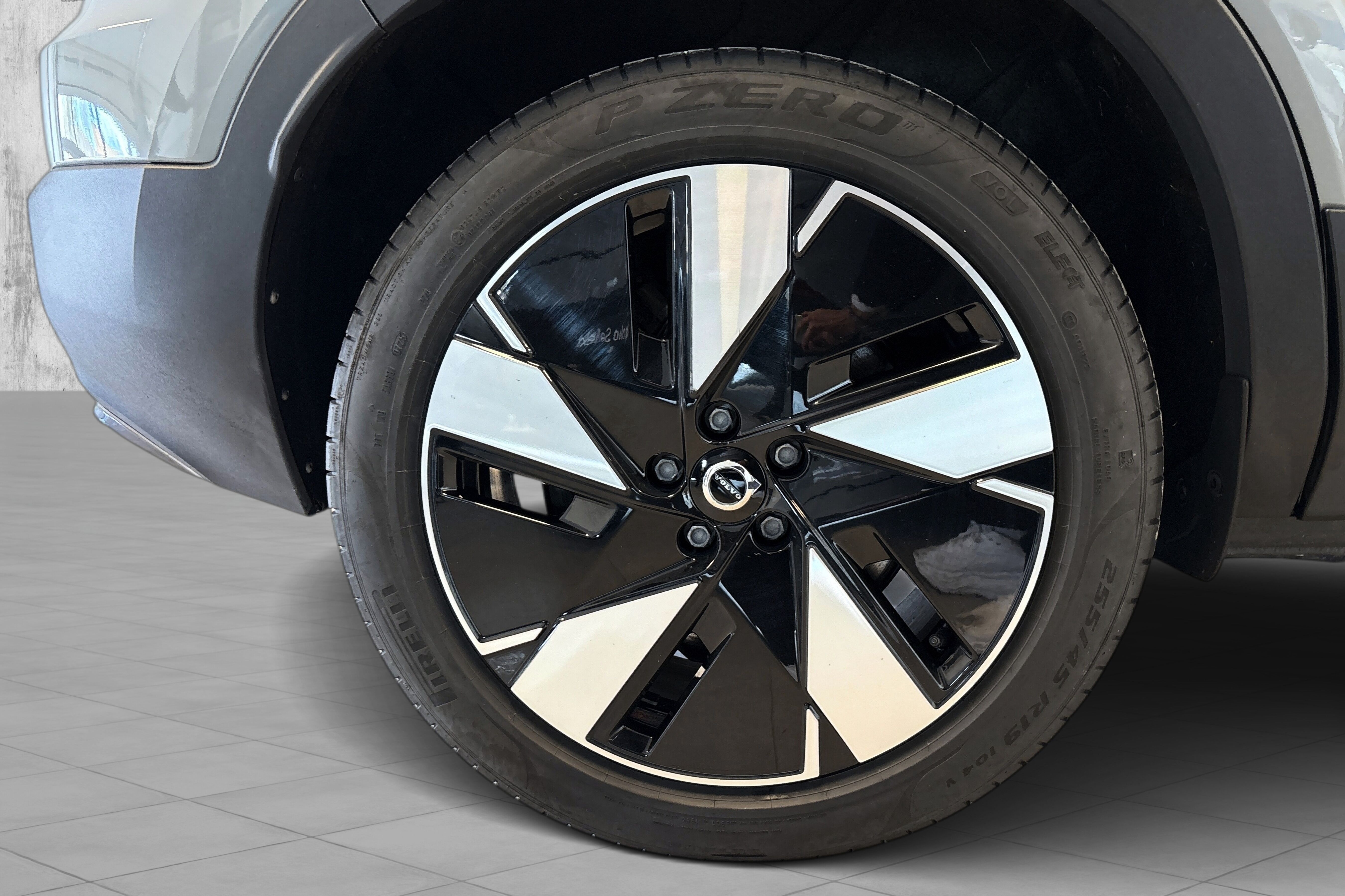 Volvo EX40 Twin Motor Performance bilde 9