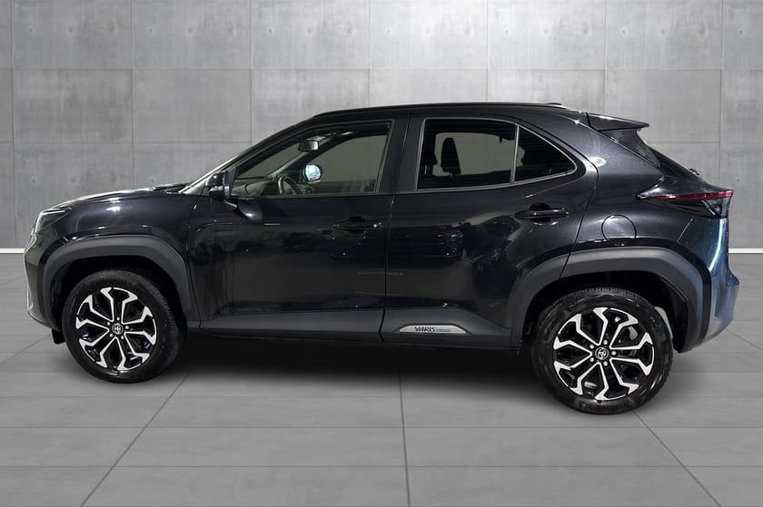 Bilde 2 av Toyota Yaris Cross Hybrid AWD-i