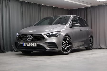 Mercedes-Benz B 200 d AMG Premium Burmester Värmare Drag Night
