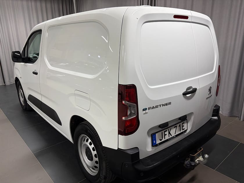 Bild 4 av Peugeot e-Partner L1 PRO 50kWh Inkl. Dragkrok Vinterhjul